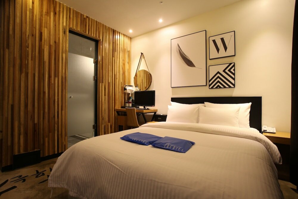 Фото Hotel Kobos