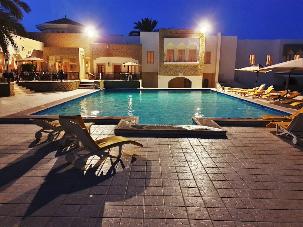 Фото Hotel Ras El Ain