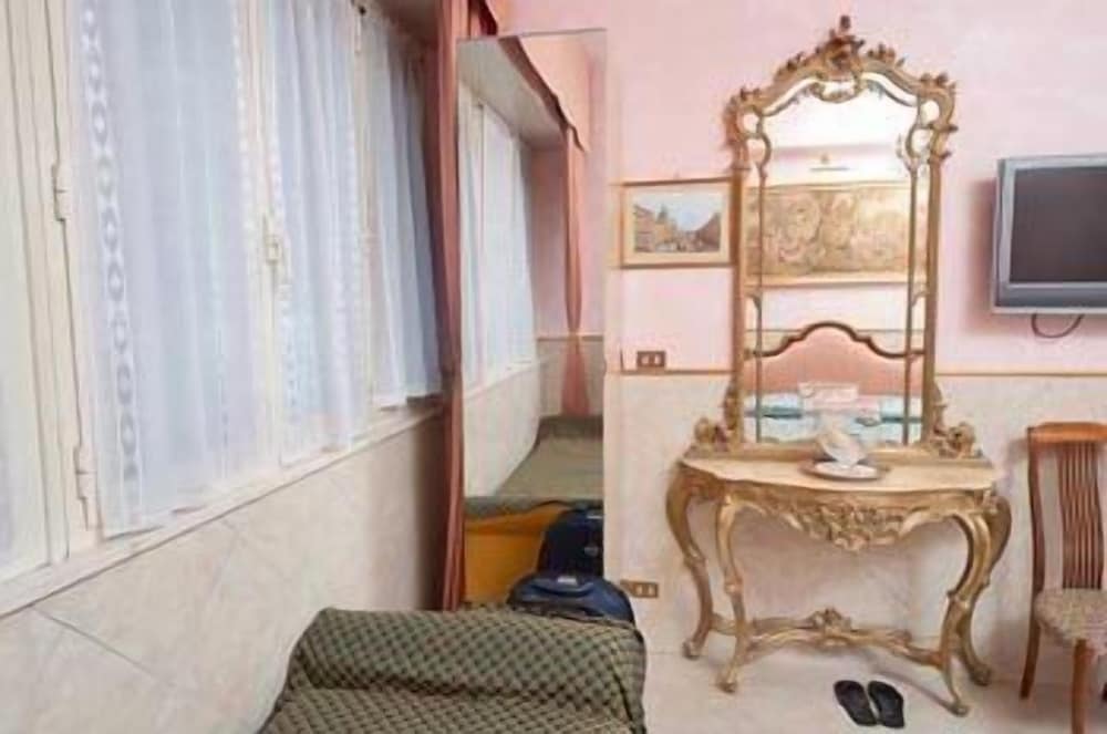 Фото Babri Simintaj