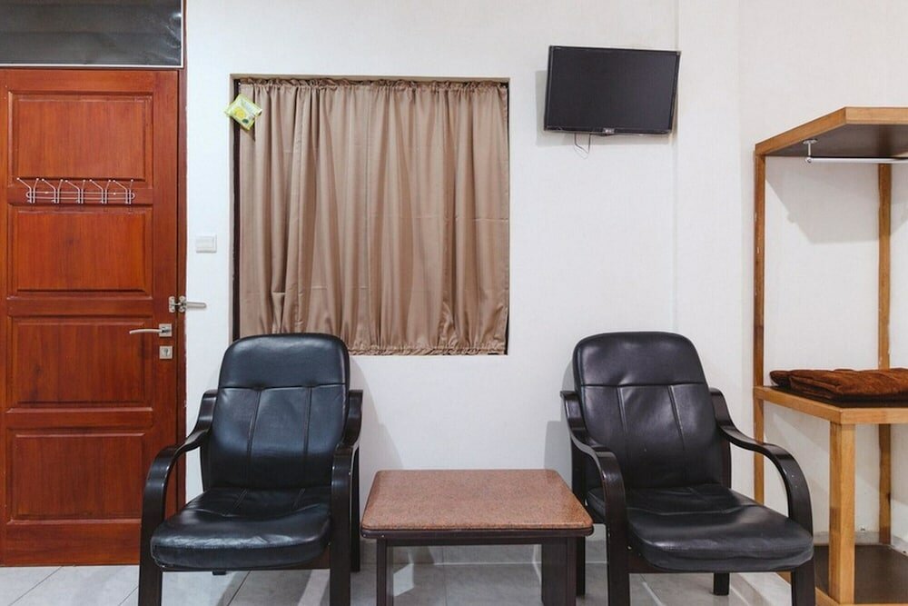 Фото RedDoorz @ Jalan Mojopahit Medan