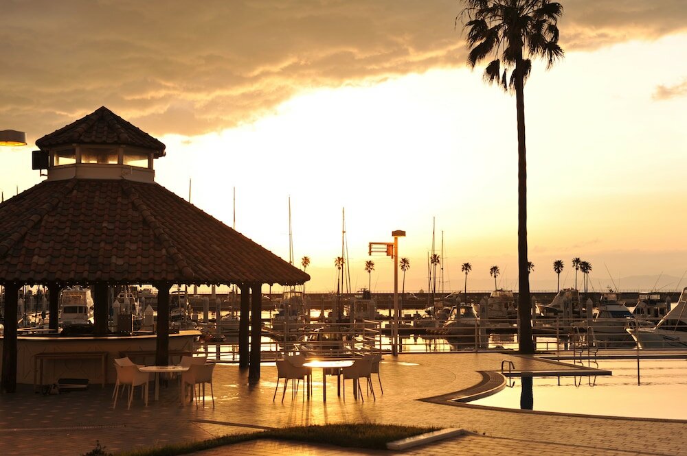 Фото Wakayama Marina City Hotel