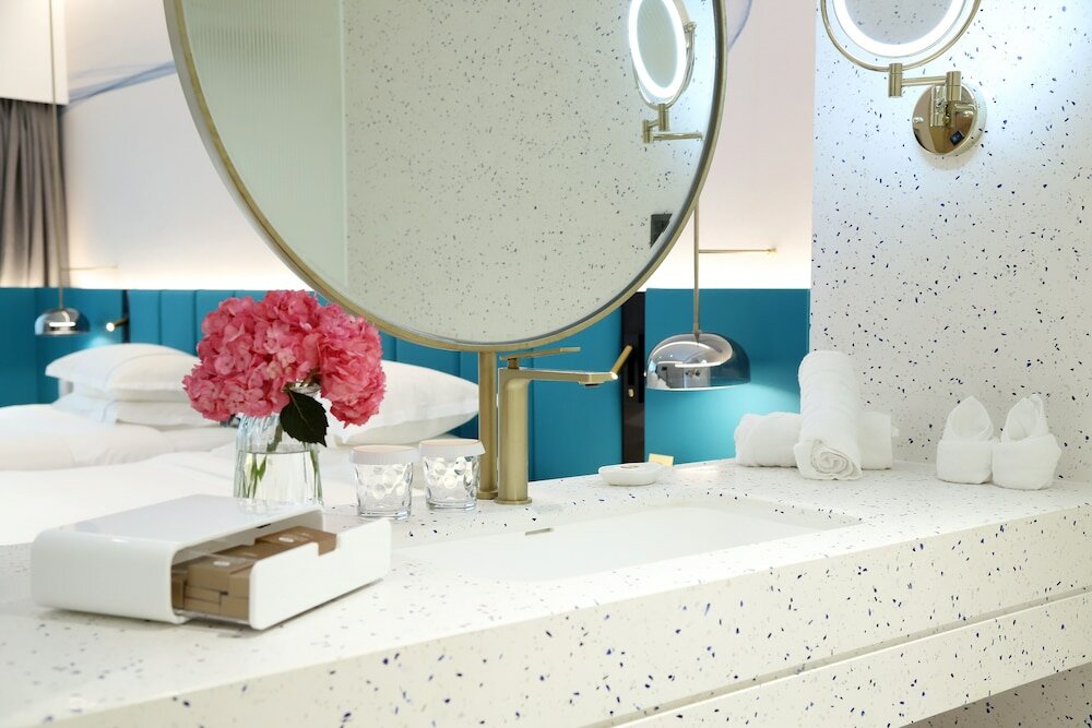 Фото Asia International Hotel Guangzhou