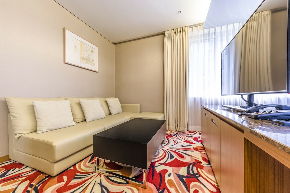 Фото Shin Shin Hotel Jeju Airport