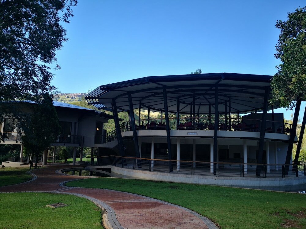 Фото Premier Resort Sani Pass