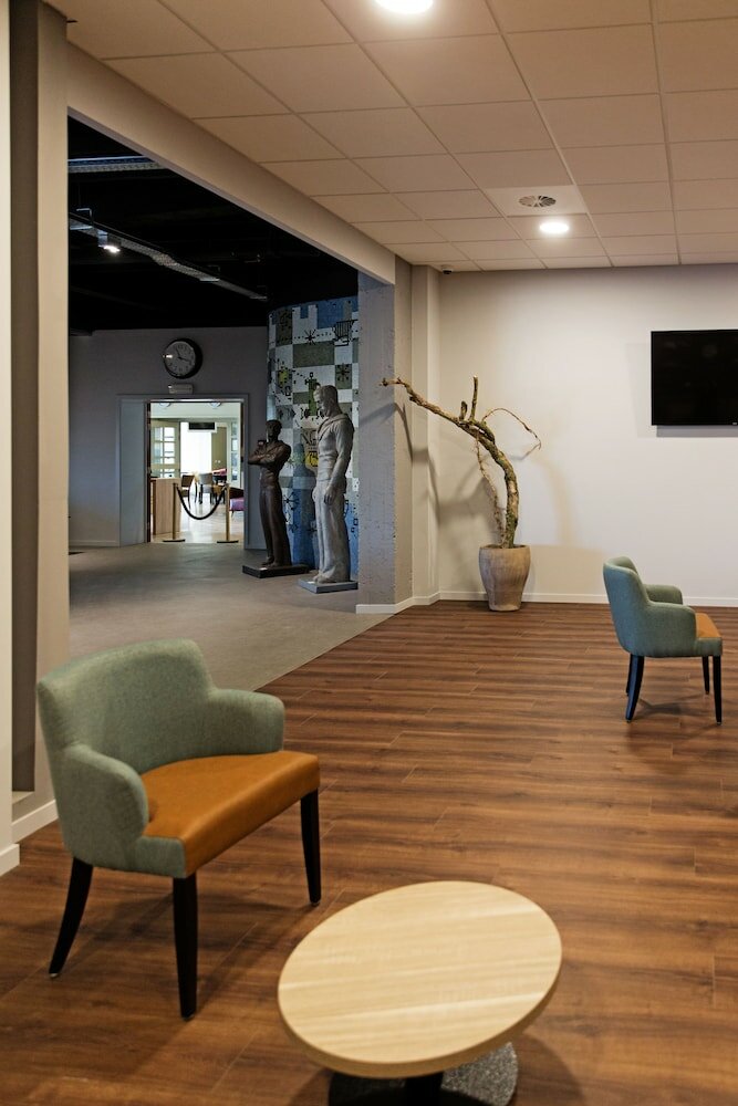 Фото Antwerp Harbour Hotel