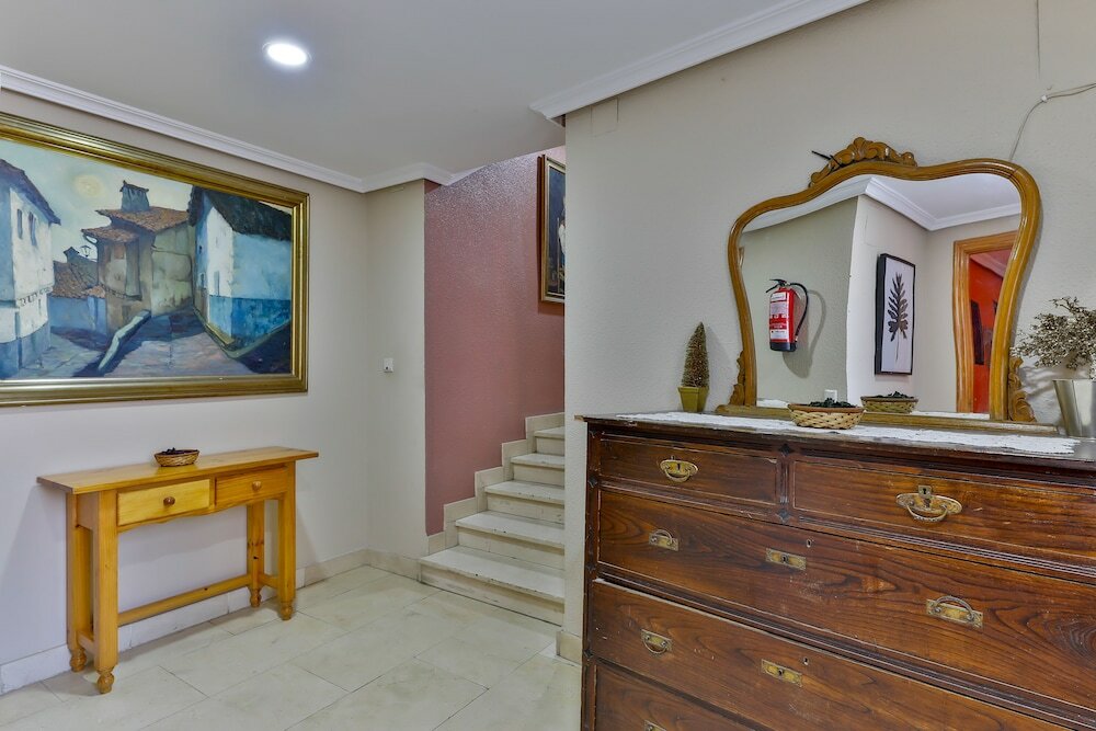 Фото Hostería El Bodegón De Gredos