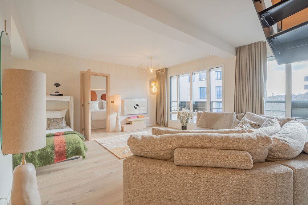 Фото Yuna Porte Maillot