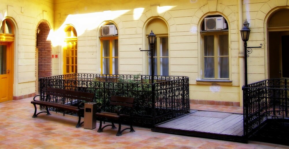 Фото Centrooms House