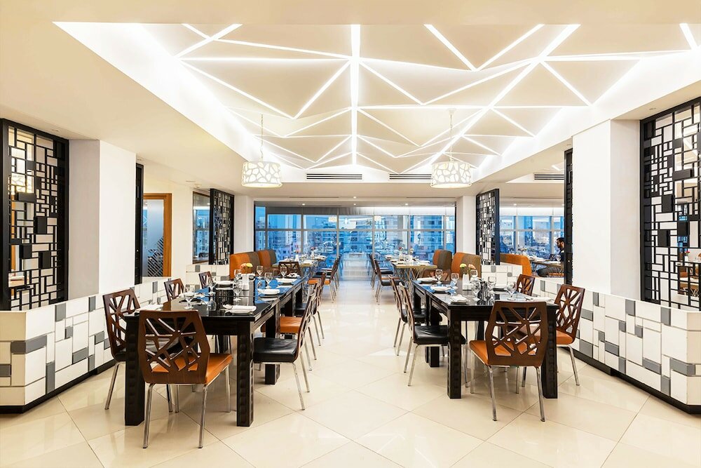 Фото Dhaka Regency Hotel & Resort