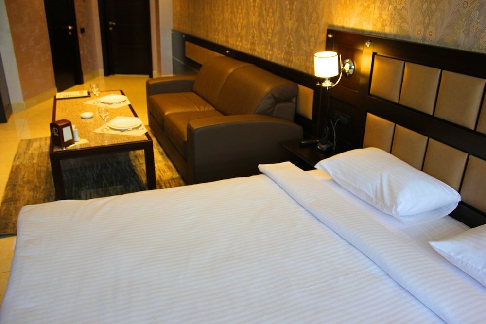 Фото Аван Плаза