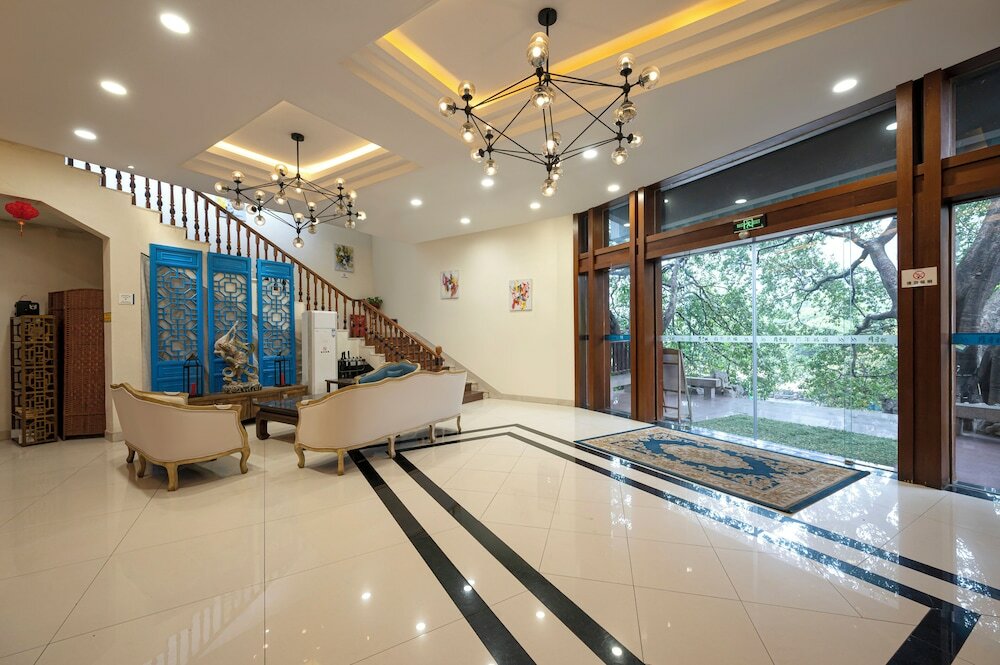 Фото Guilin Crystal Crescent Moon Hotel