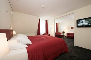 Гостиница Hotel Glockenhof Zurich