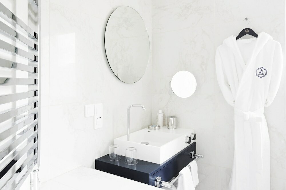 Фото Perpetual Elysee Montaigne