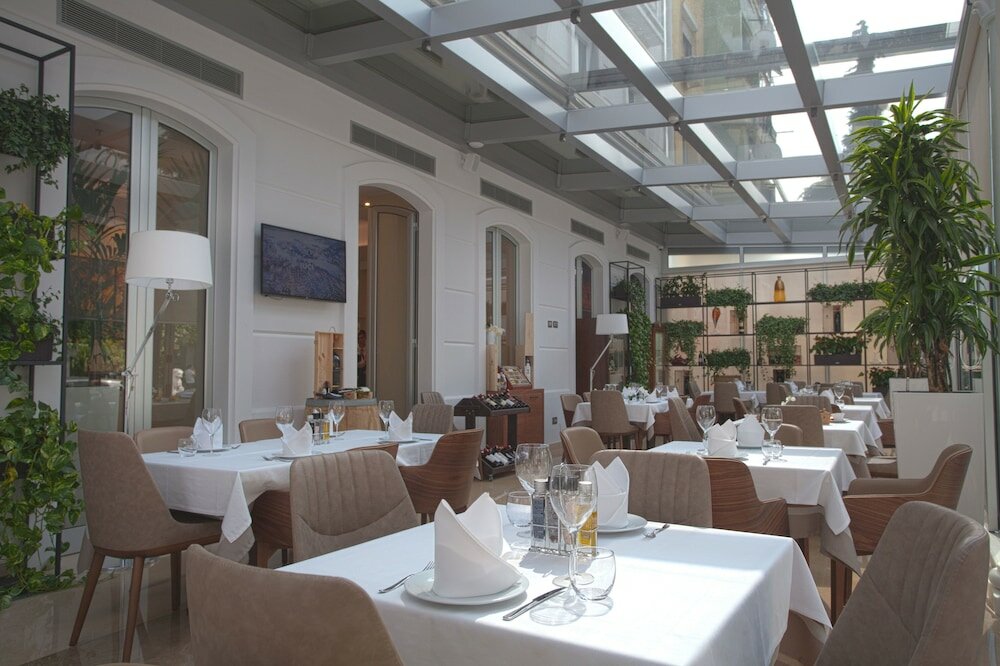 Фото Hotel Colosseo Tirana