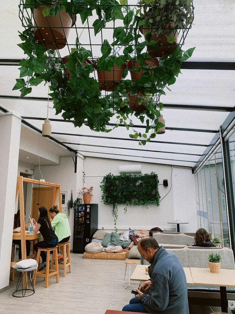 Фото Wot Lisbon Patio - Hostel