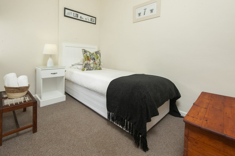 Фото Cliff Cottage