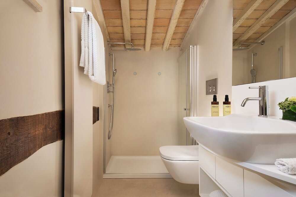 Фото Palazzo Scanderbeg