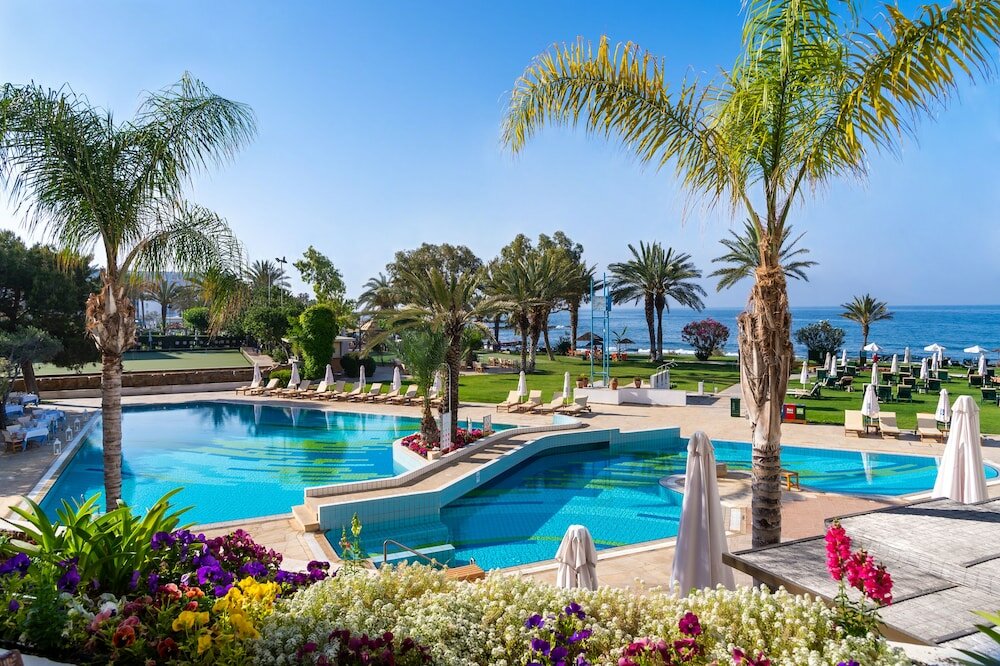 Фото Constantinou Bros Athena Royal Beach Hotel