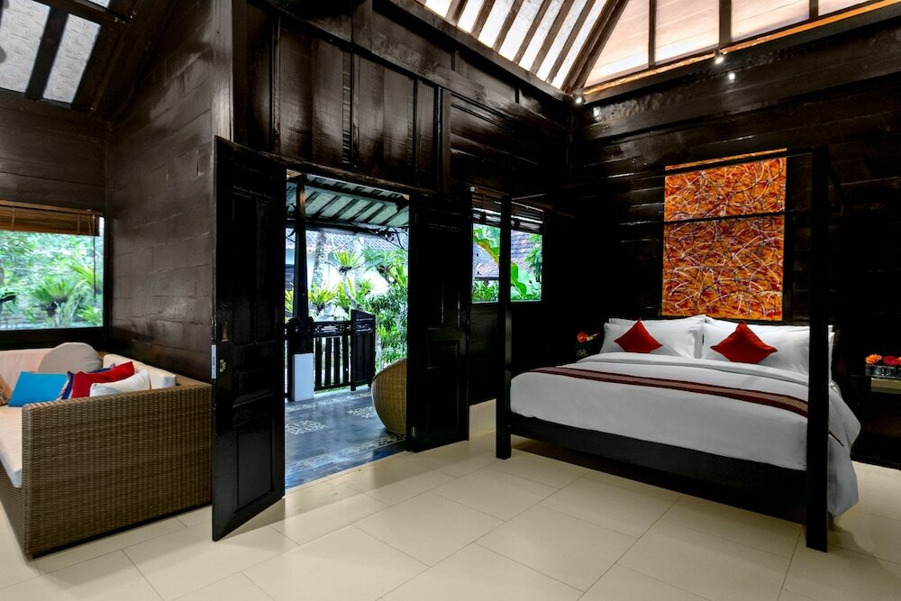 Фото Canvas Escape Resort