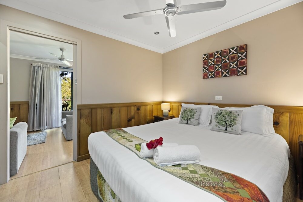 Фото Broad Leaf Villas