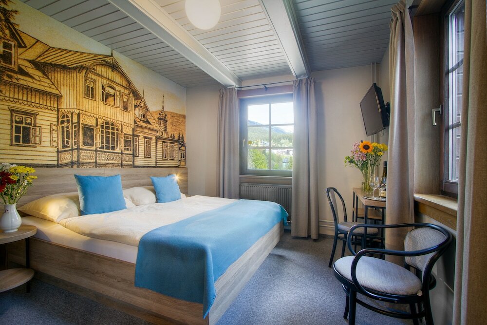 Фото отеля 2