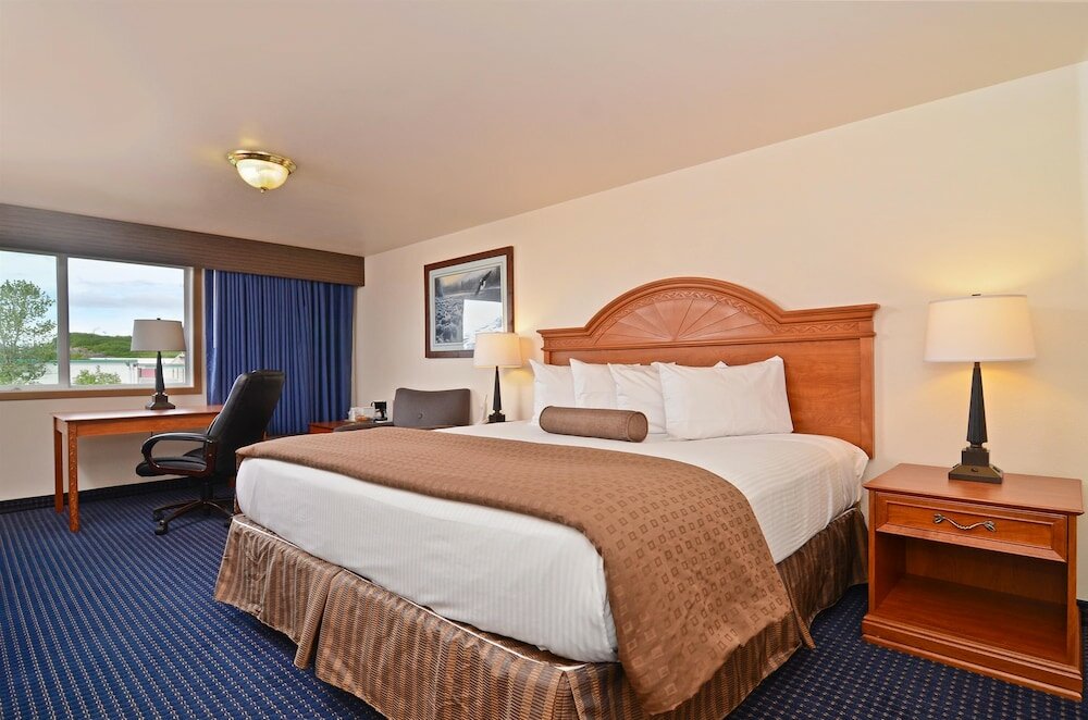 Фото Best Western Valdez Harbor Inn