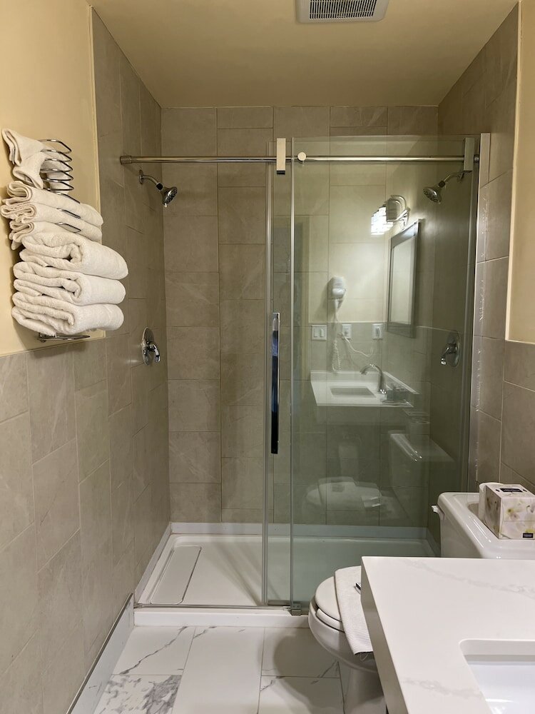 Фото Travelodge by Wyndham Drumheller