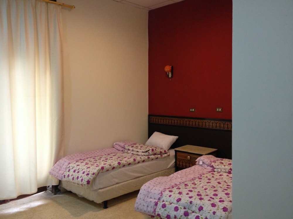 Фото One Season Hostel