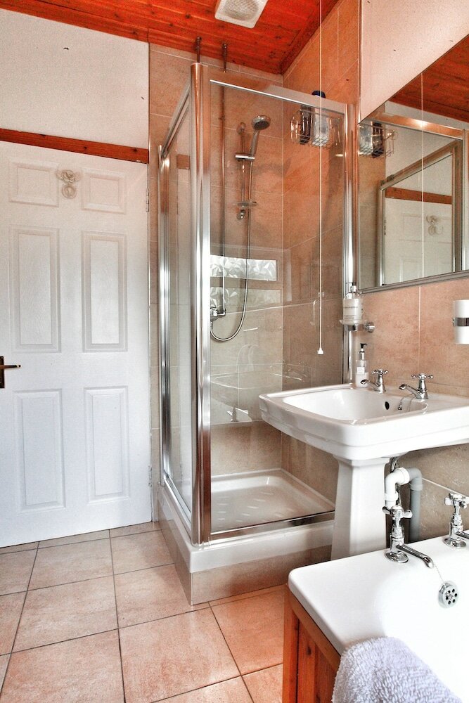 Фото Elagh View Bed & Breakfast