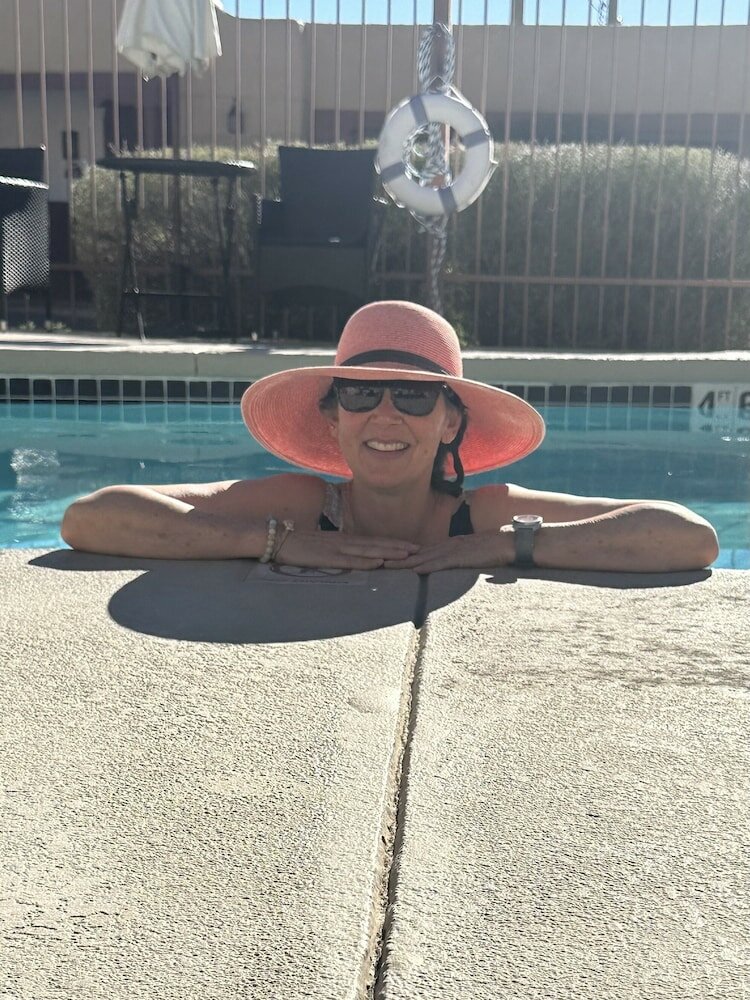 Фото El Pueblo Lodge