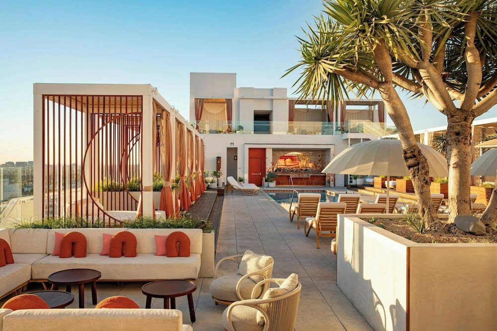 Фото W Hollywood