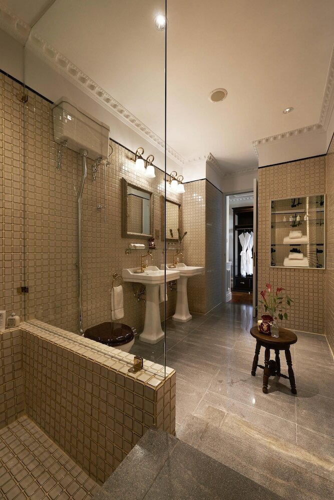 Фото The Gunawarman