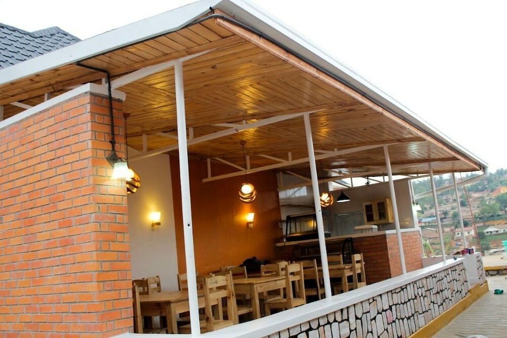 Фото Mama Rwanda Youth Hostel