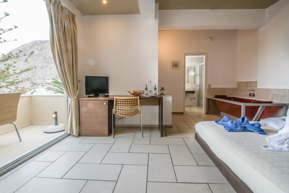 Фото Hotel Antinea Suites & SPA