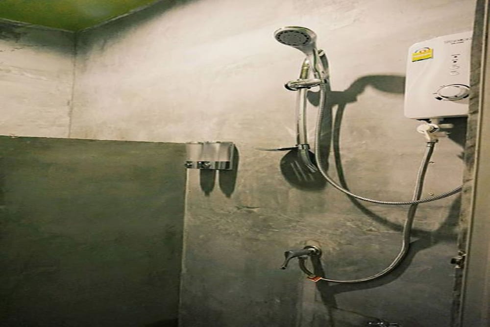 Фото Staying Hostel