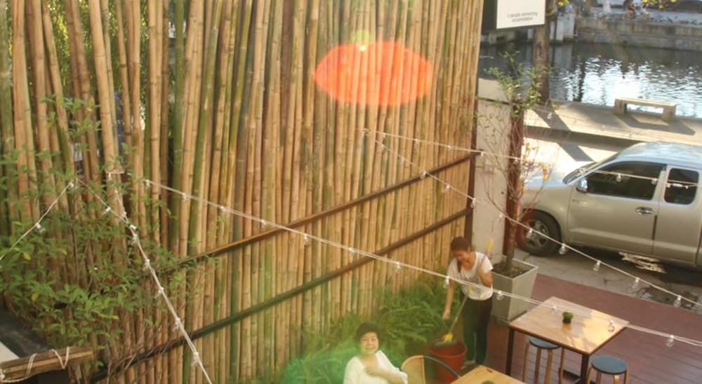 Фото Z's Hostel at Tha Phae Gate