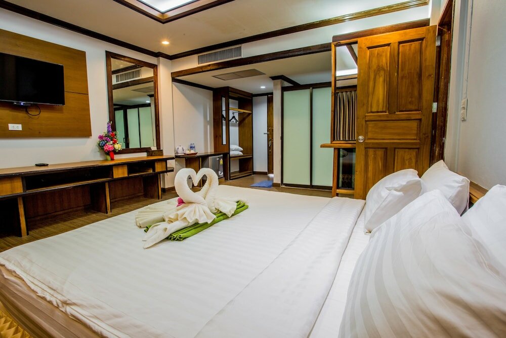 Фото The Uncle Beach Resort