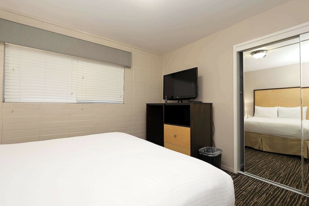 Фото Best Western Petaluma Inn