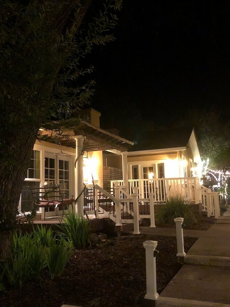 Фото Glen Ellen Inn