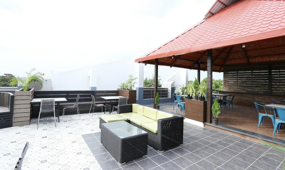 Фото Treebo Trend Pechis Castle