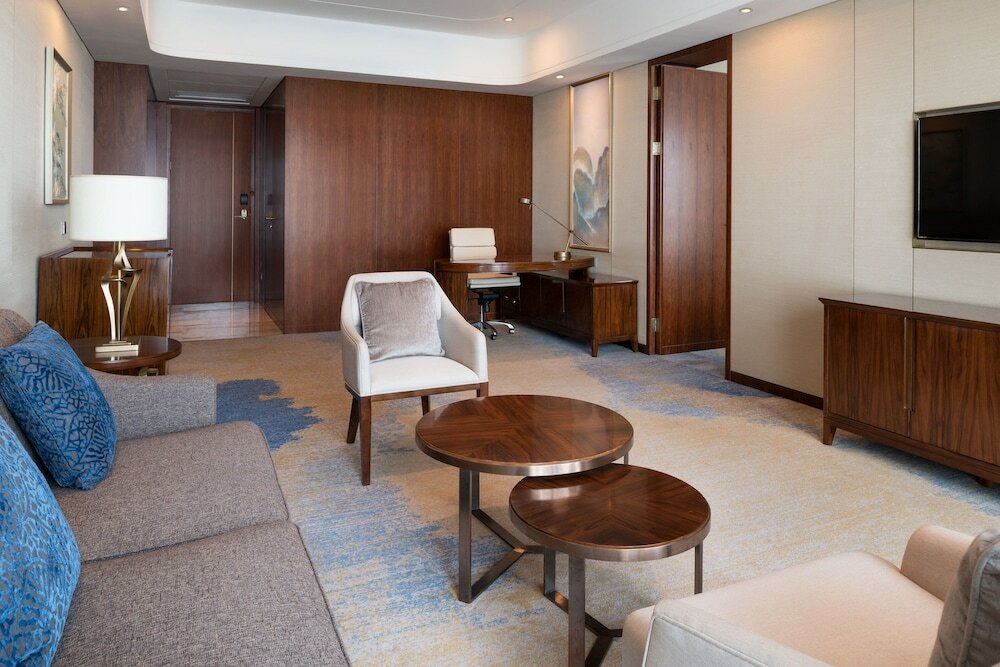 Фото Sheraton Zhanjiang Hotel