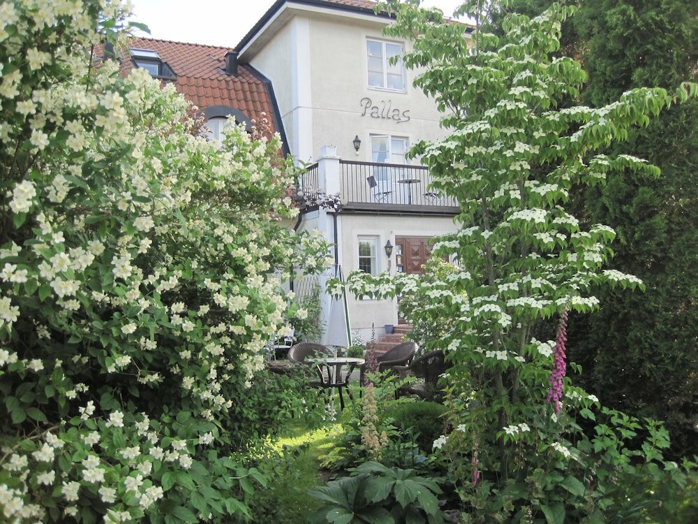 Фото отеля 3