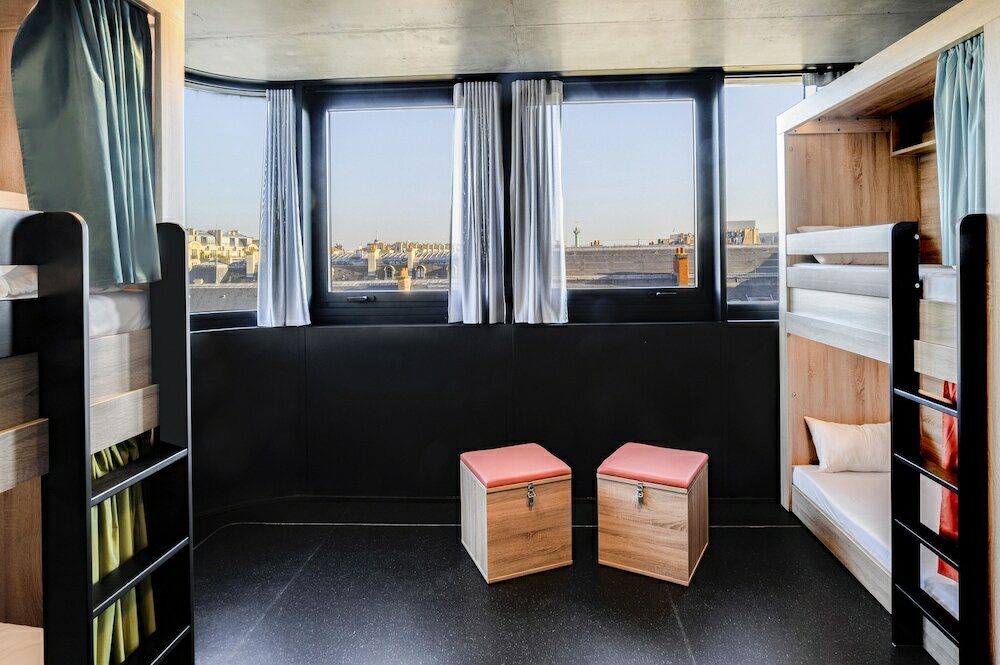 Фото The People Paris Marais