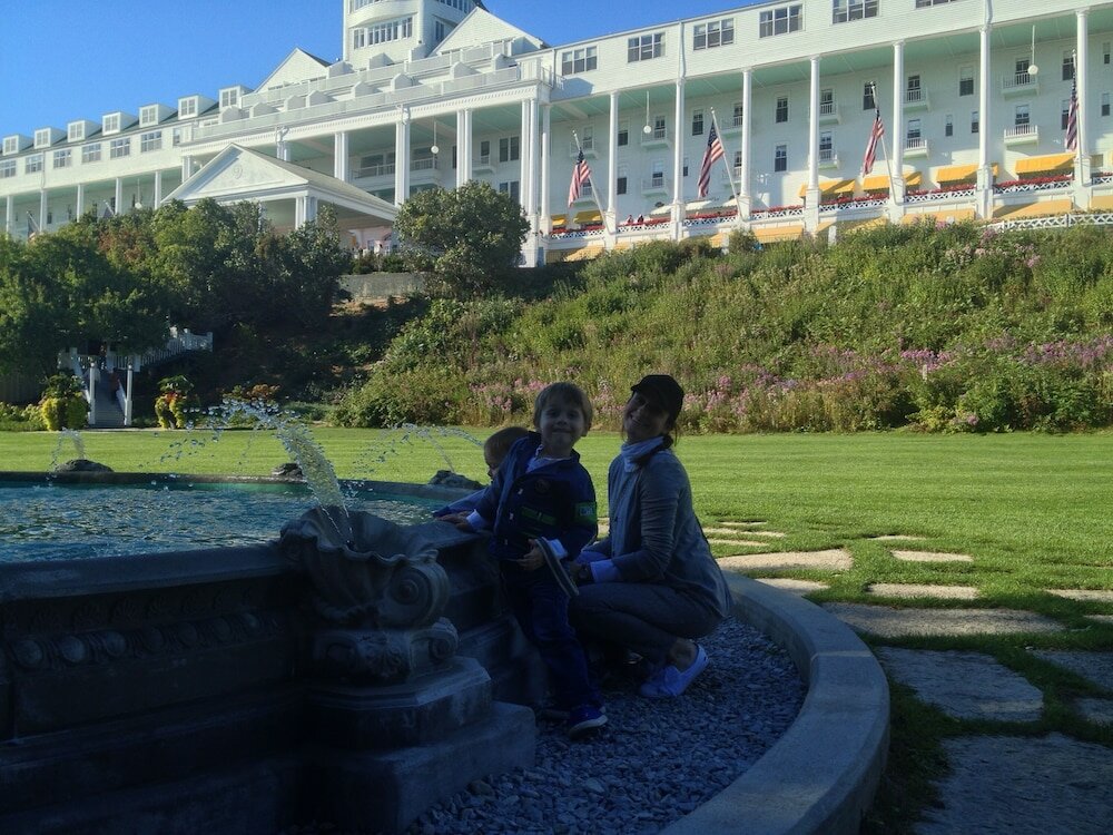 Фото Parkside Inn Bridgeview