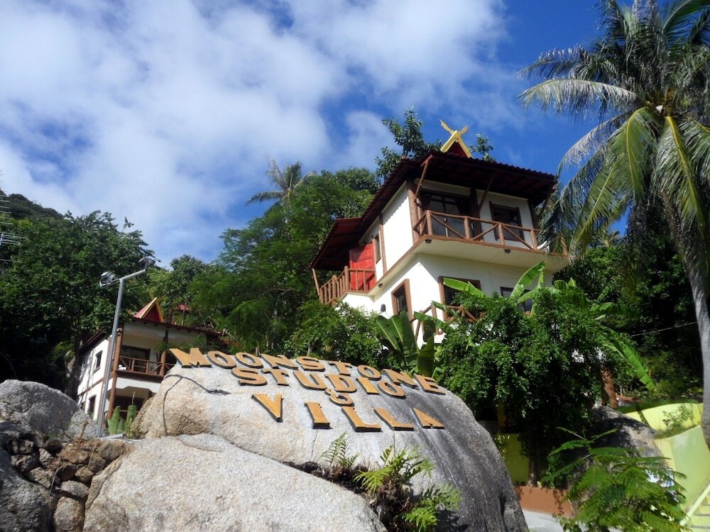 Фото Moonstone Studio