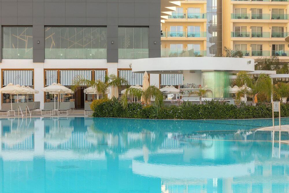 Фото Nissiblu Beach Resort