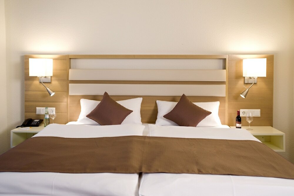 Фото Hotel Goldener Knopf