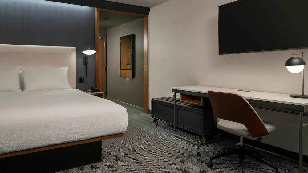Фото Courtyard by Marriott San Diego Miramar