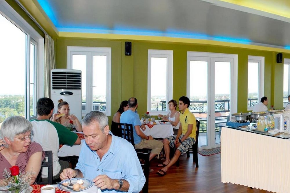 Фото Thai Binh Hotel 2