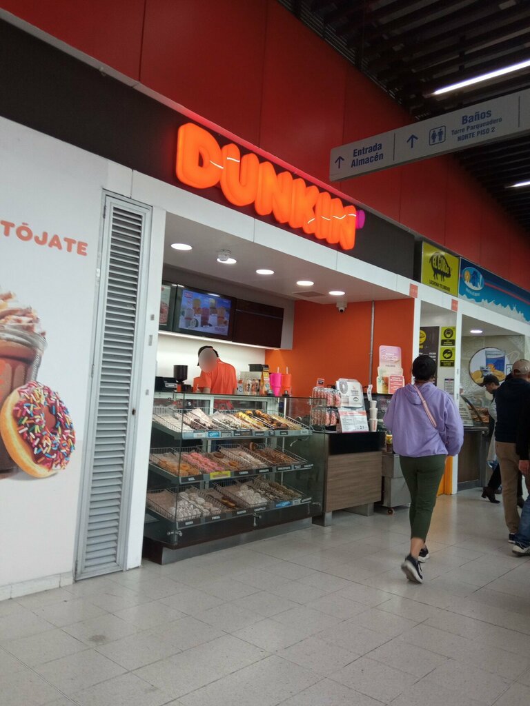 Cafe Dunkin, Bogota, photo